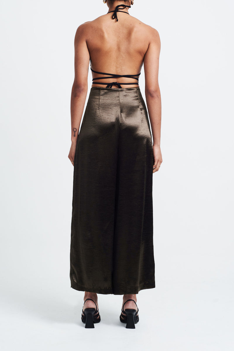 Bohemian flowy resort style high waist versatile pants sustainable Singapore fashion