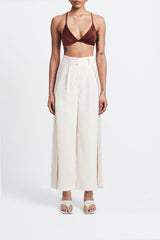 Elegant sport inspired straight cut pants in ivory by sustainable fashion brand