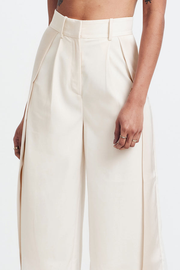 Tencel work pants, office siren aesthetic by sustainable fashion brand STUDIO ALTC SABBIA PANEL TROUSERS